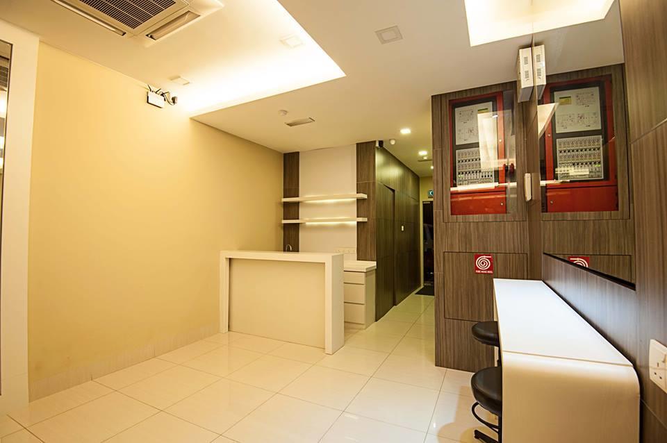 Seven Hotel Putatan Екстер'єр фото