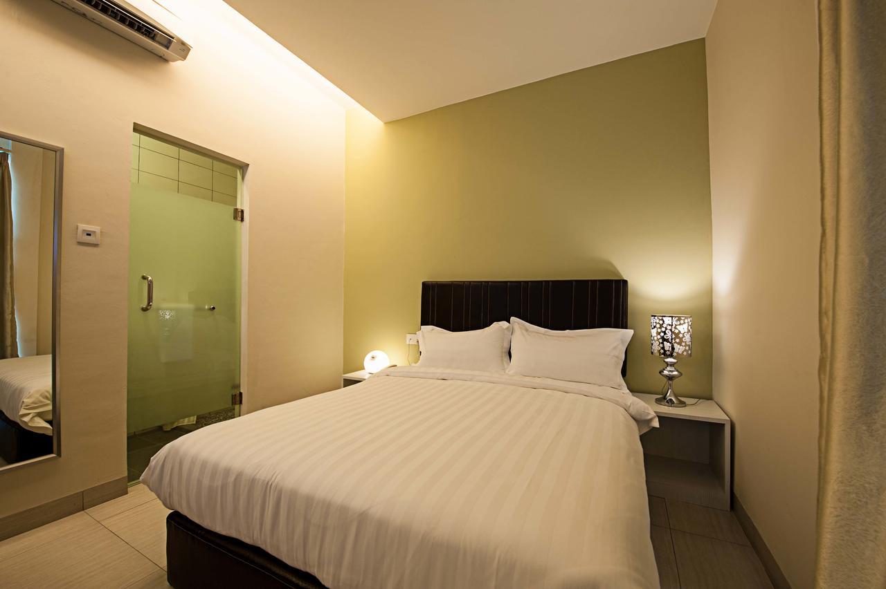 Seven Hotel Putatan Екстер'єр фото